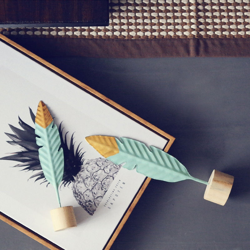 Modern Feather Wooden Decorations Simple Miniature Figurines for Living Room